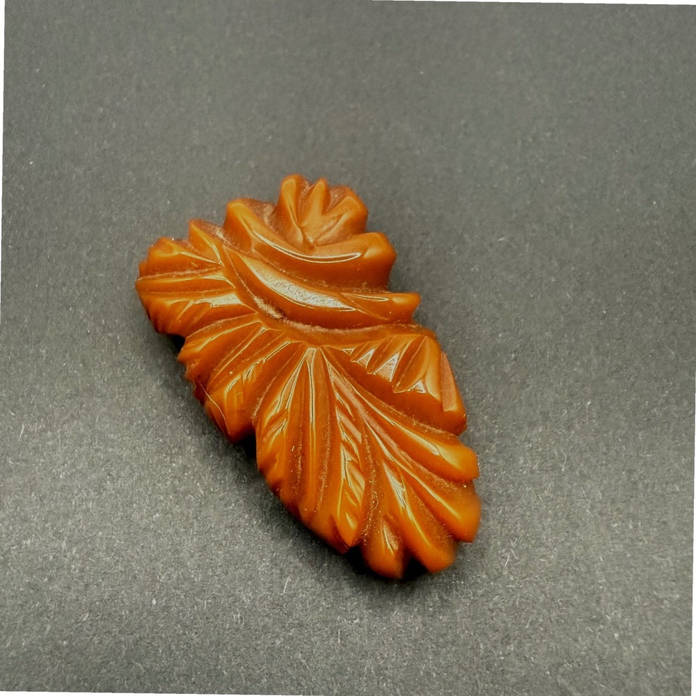 Vintage Carved Butterscotch Bakelite Dress Clip Leaf Design Art Deco PAT 1852188